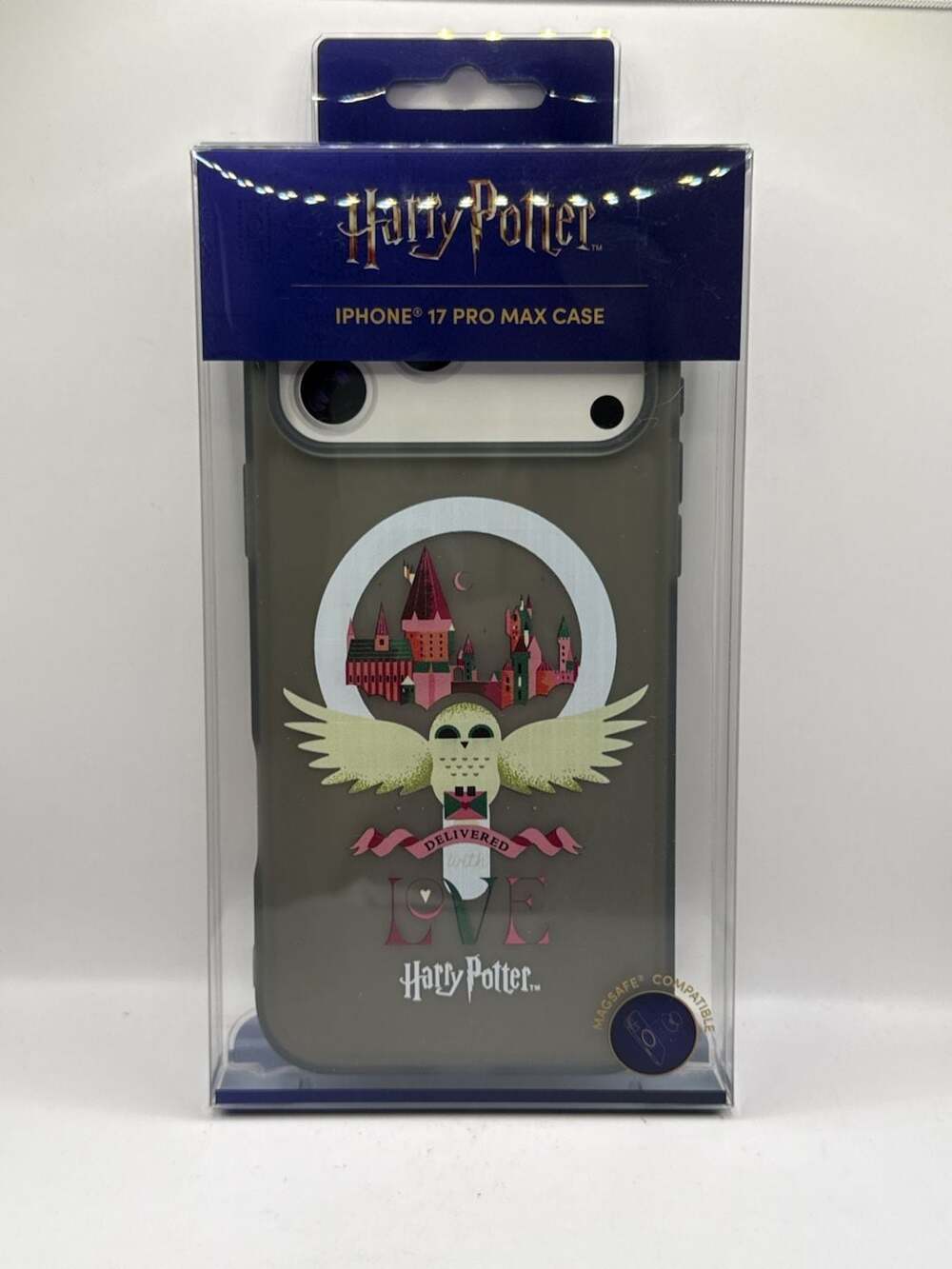 iJoy Harry Potter iPhone 17 Pro Max Case with Owl and Hogwarts Design